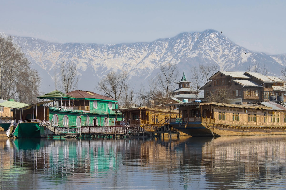 Enchanting Kashmir: Gulmarg, Pahalgam & Srinagar
