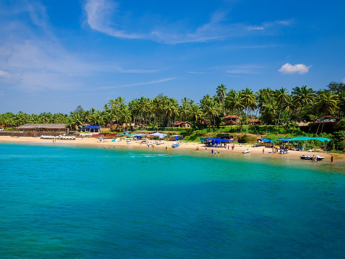 Goa Romantic Villa Getaway: Private Sunset Yacht Charter & Heritage Candlelight